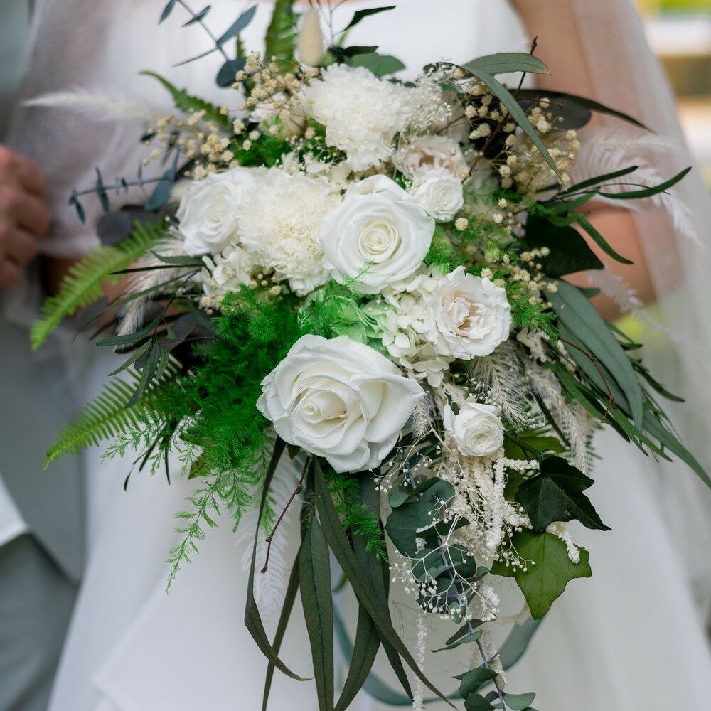 Bouquet cascade vert et blanc