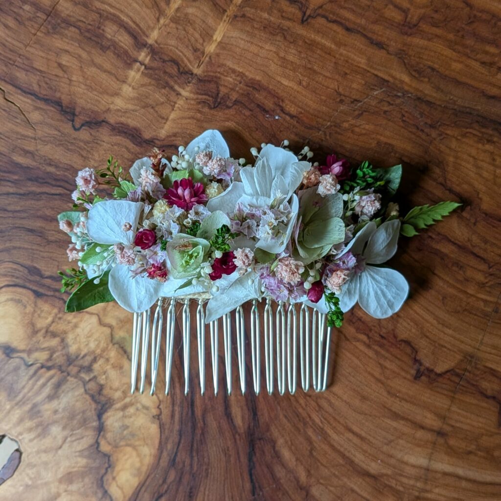 peigne fleuri